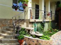 Maksim Guest House