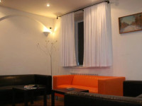 Dom Hostel