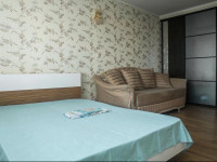 Myhomehotel on Ulitsa Semii Shamshinih 12/222