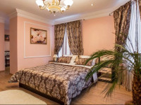 Benefit Hotel
