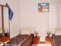 Varakhsha Hotel 2*