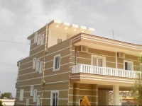 Pollo 2 Guest House 