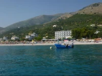 Blue Days Hotel 