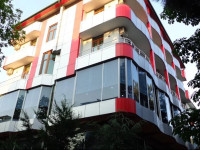 Piazza Hotel