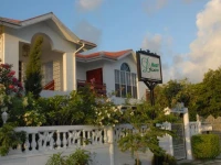 D Nest Inn 2*