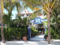 Blue Tang Inn 3*
