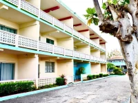 Melrose Beach Apartments 4*