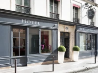 Le Relais Montmartre 3*