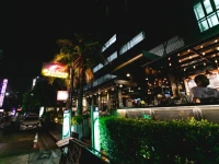 Adelphi Suites Bangkok 4*