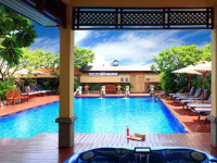 Centre Point Petchburi