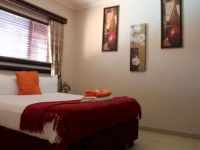 Milkwood Mansion 4*