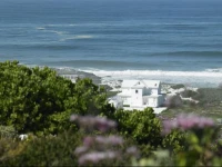 The White House Beach Villa 