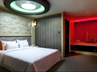 Phoenix Motel 