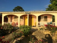 Little Bay Cabins 5*