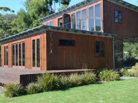 Yolla Beach House 