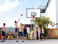 Backpackers Holiday Village 4*