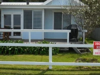 A Lakehouse on Burrill Lake 