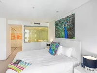 Ambience on Burleigh Beach 