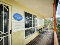 Waverley House Cottages 