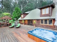 Eagles Nest Luxury Mountain Retreat 