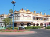 Centre of Town B & B Narrabri 