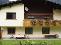 Apartment Husli 