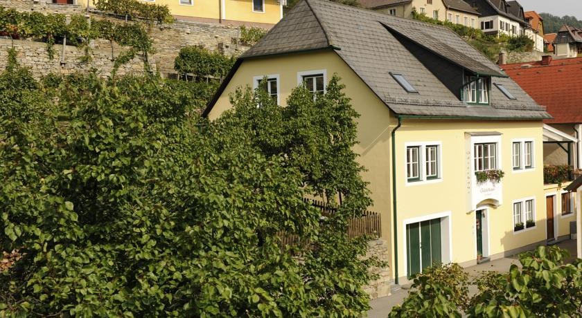 Winzerhof & GГ¤stehaus Bernhard 