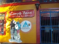 Campo Base Youth Hostel 