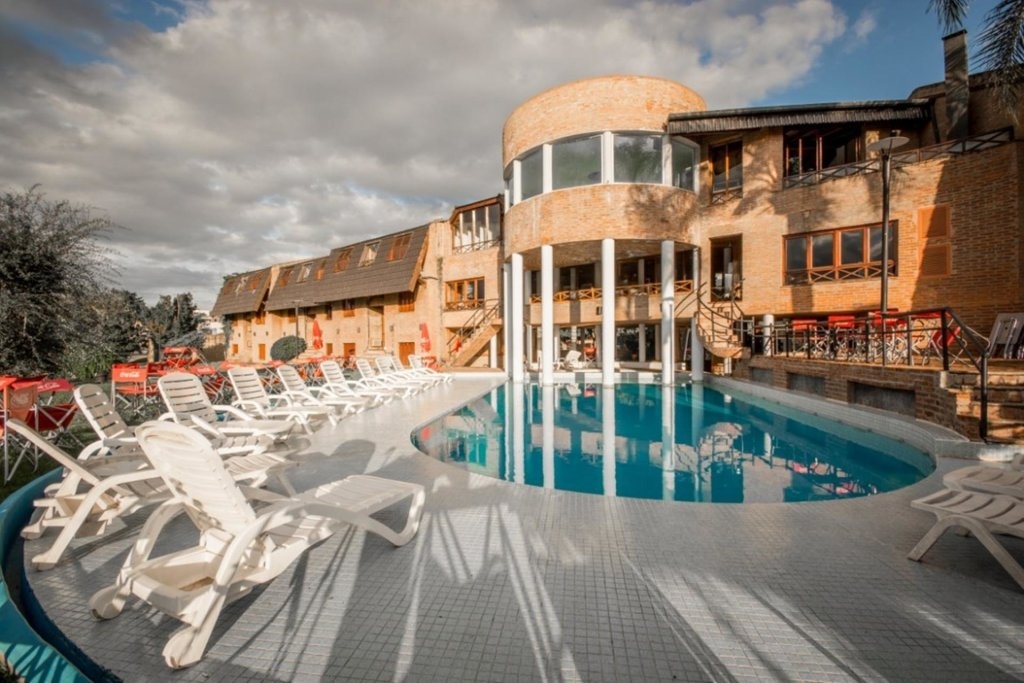 Portal del Lago Hotel 4*