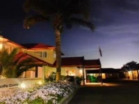 Pacific Coast Motor Lodge 4*