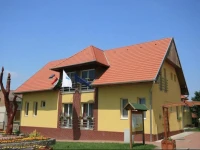 AlsГіmocsolГЎdi VendГ©ghГЎz 