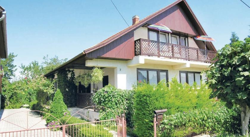 Veres Peter-BalatonfГ¶ldvГЎr 