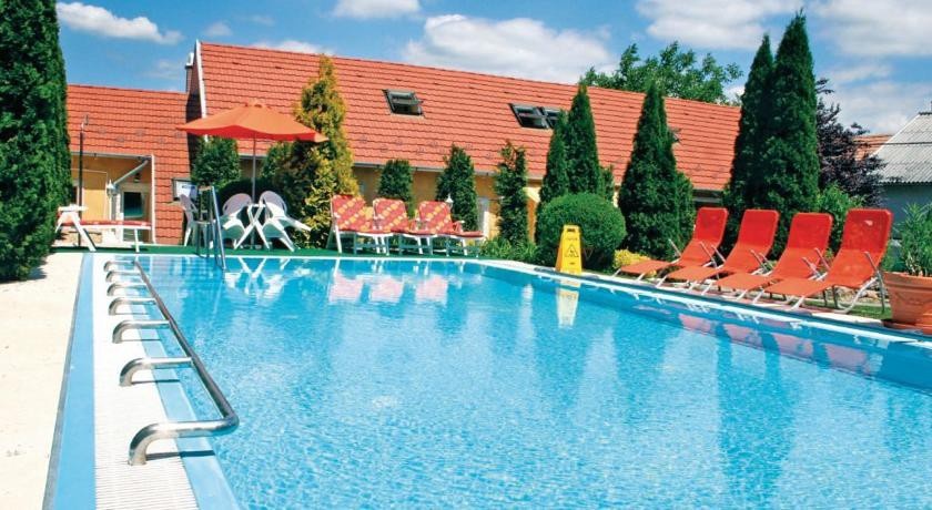 Holiday home ZГ¶ldfa U.-BudakalГ sz 