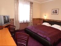 Fortuna Hotel and Restaurant 