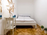 Coriander Apartment 
