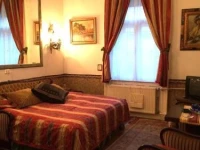 Imre Guest House 
