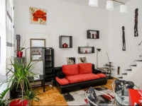 Red Pearl Apartment 