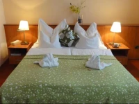 Hotel Isabell GyЕ‘r 