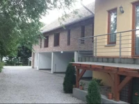 VГЎr-Lak Apartman Gyula 