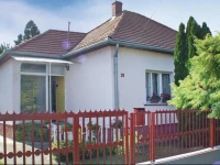 Holiday home BГЎstya u-FonyГіd 