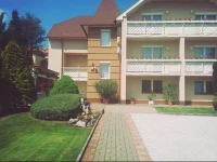 KlГЎra Villa Apartman 