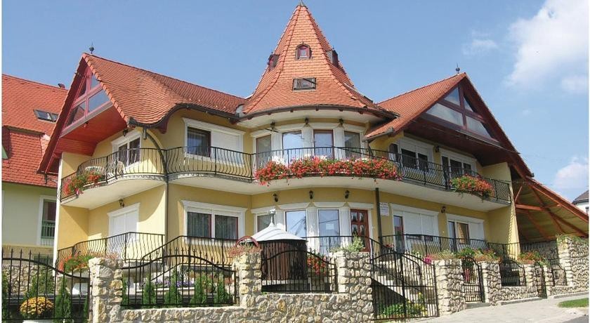 Apartment Dr Babocsay-HГЁviz 