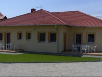 Petra ApartmanhГЎz 
