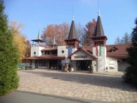 Kinga House 