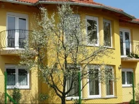 Five-Bedroom Apartment Siofok near Lake 