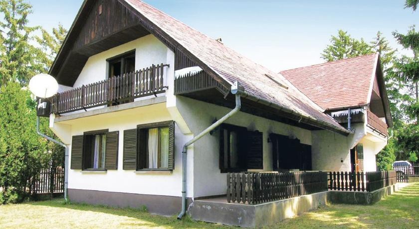 Holiday home Somlo utca-SiГіfok 