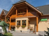 PГЎratlan ApartmanhГЎz 