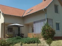 GyГ¶ngy-hГЎz 