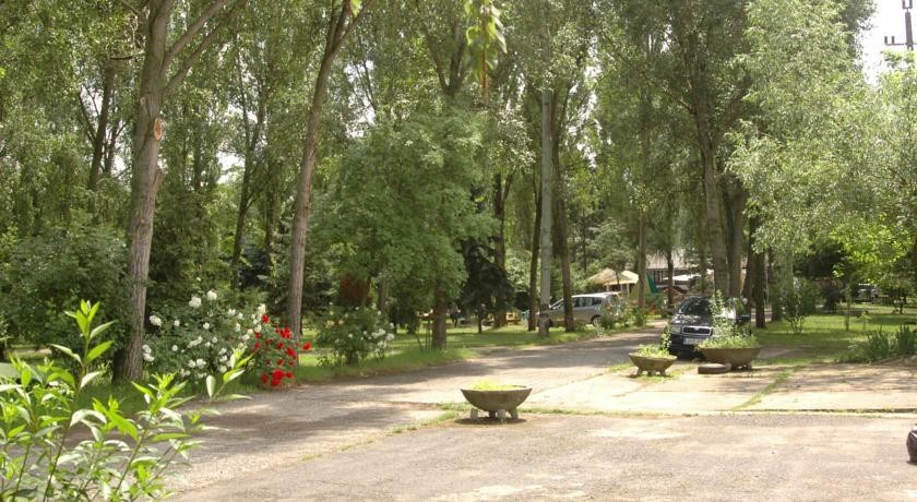 Danube Camping Apartment 