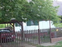 MagyarГ©k ГњdГјlЕ‘hГЎzikГіja 